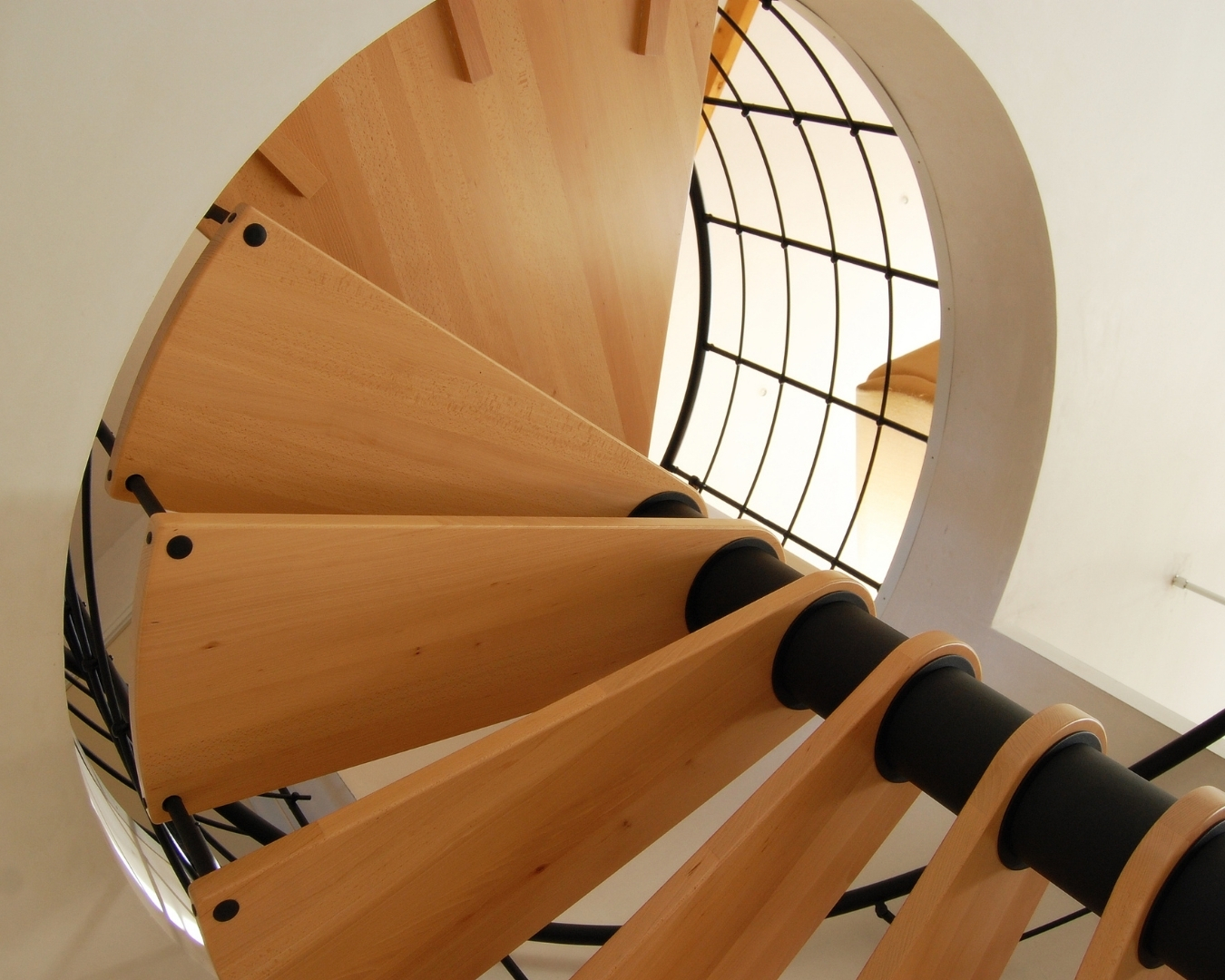 Ouverture en plâtre escalier