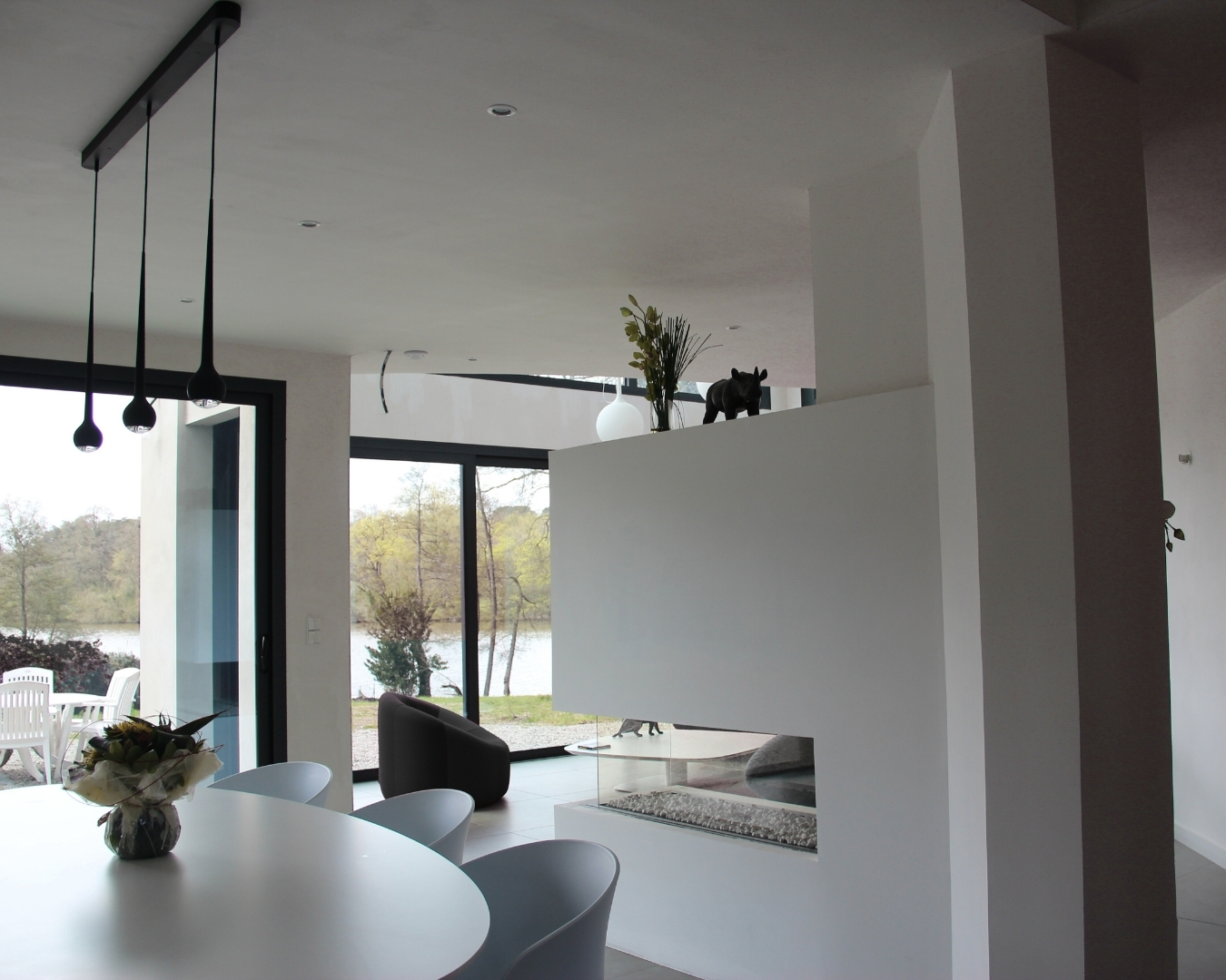 Réalisation cheminée en plâtre Belle-Île en mer